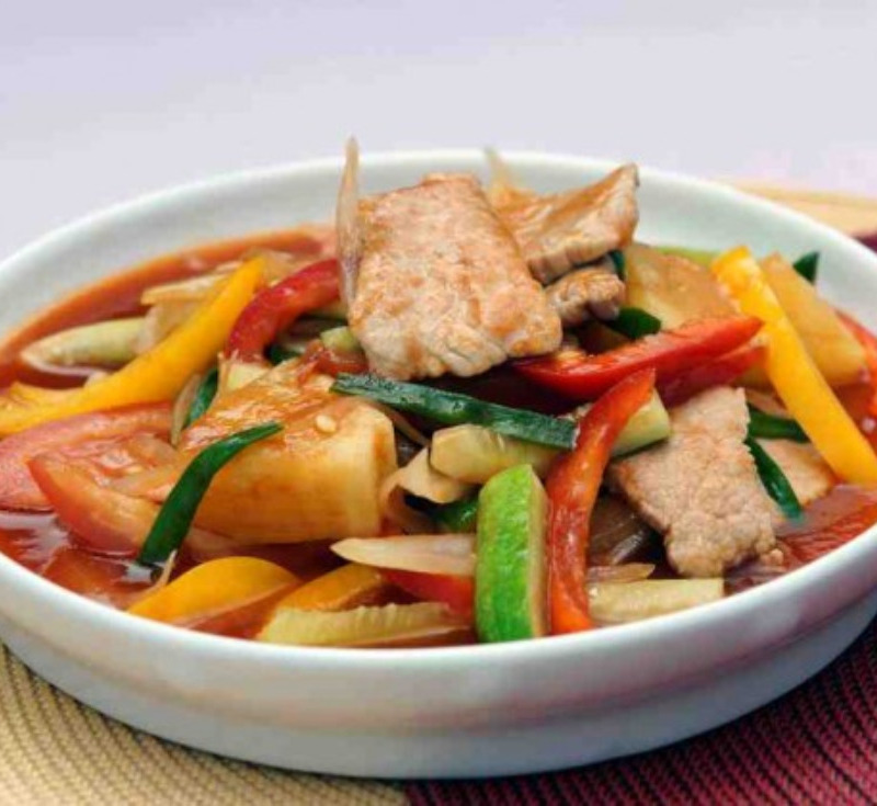Pad Preaw Wan Moo (Sweet and Sour Pork)