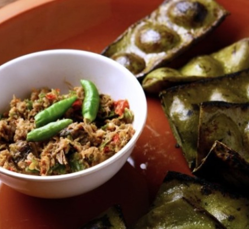 Nam Prik Mang-Da and Sataw Phao (Chili Dip with Horseshoe Crab and Roasted Stink Beans)