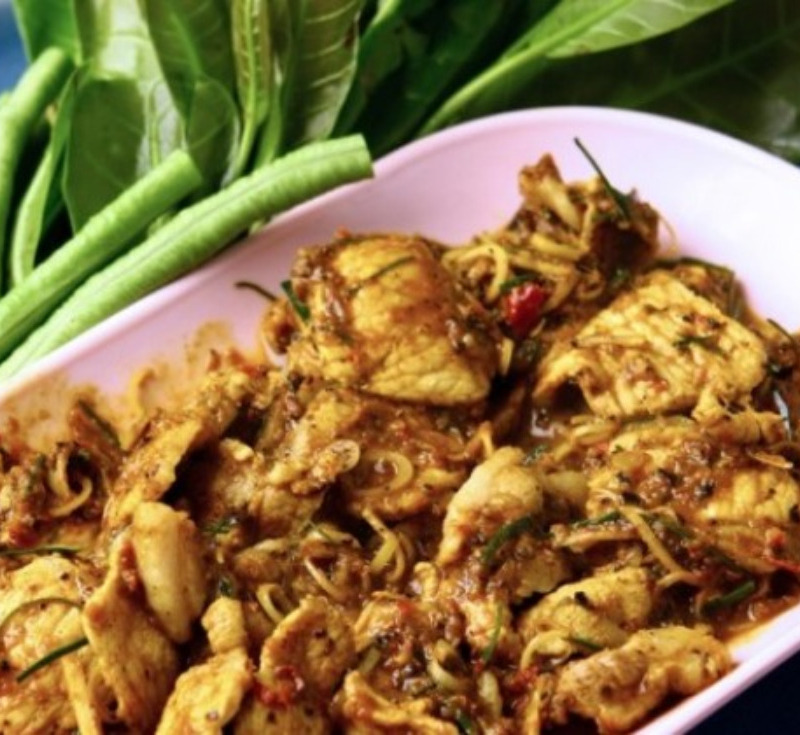 Kua Kling Moo (Dried Pork Curry)